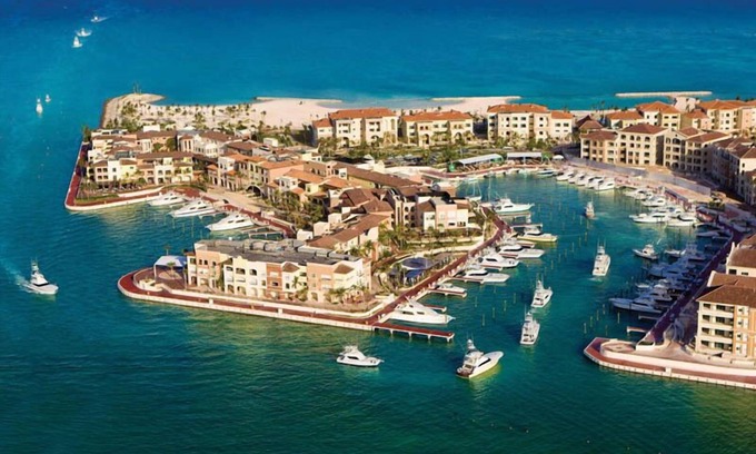 Cap Cana Marina Condominio | NUEVO, HASTA 50% DE DESCUENTO CAP CANA 2635 SQ. PIE. LUX APT., W / HOUSEKEEPER Y JACUZZI