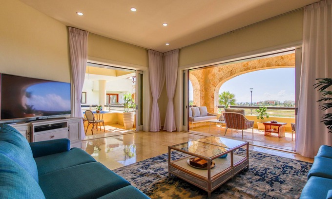 Punta Cana Apartamento | Cap Cana Hideaway @ Golden Bear near Golf & Beach