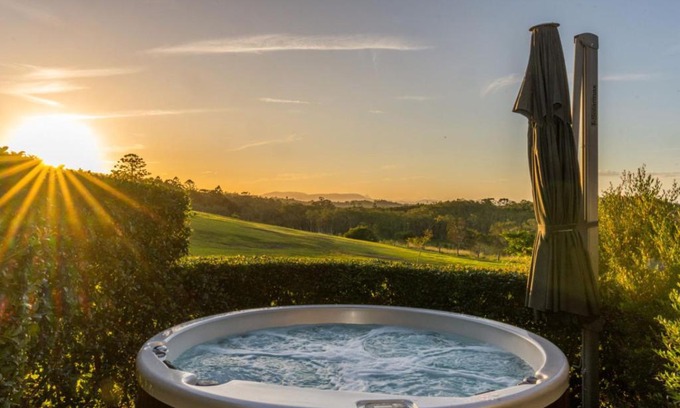 Skinners Shoot Casa | Cape Byron Suite 6