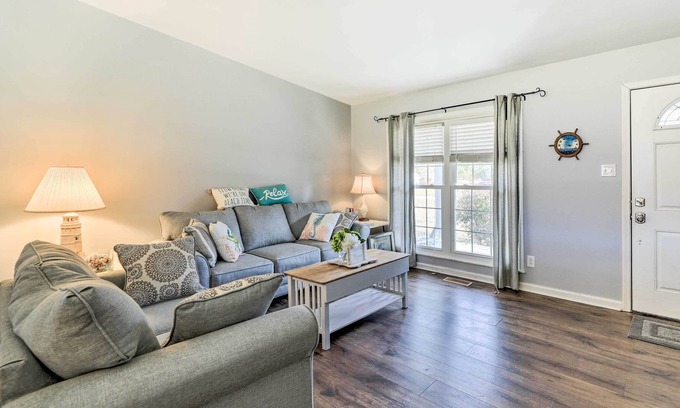 Cape Carteret Casa | Cape Carteret Home, Near Emerald Isle Beach!
