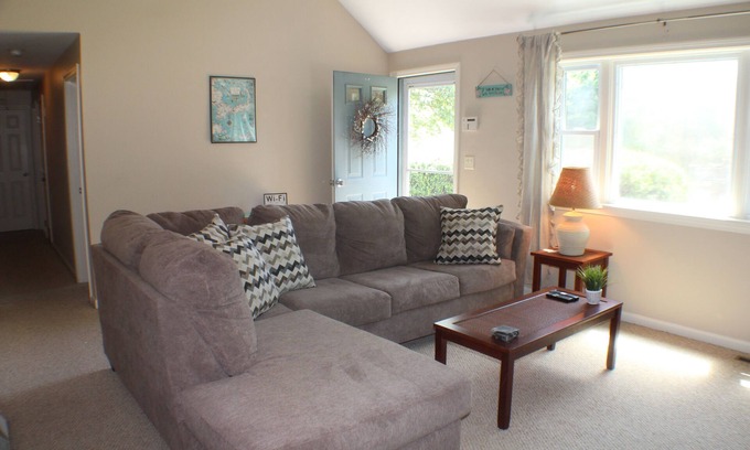 Centerville Casa | Cape Cod Beach House with central AC