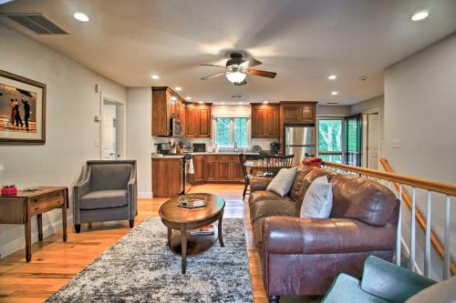 Buzzards Bay Casa | Cape Cod Home with Deck about 3 Mi to Beaches