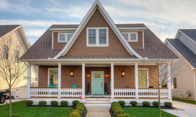 West Cape May Casa | Cape May 5 Bed, 4 Bath Accommodates 14 in Spacious Entertainment House