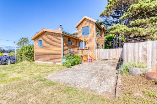 Cape Meares Casa | Cape Meares Overlook
