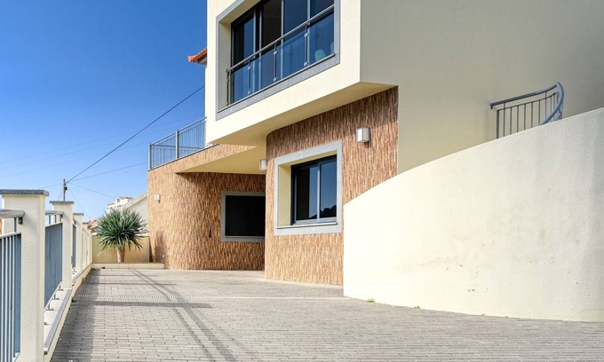 Campanario Casa | Capelas House, a Home in Madeira