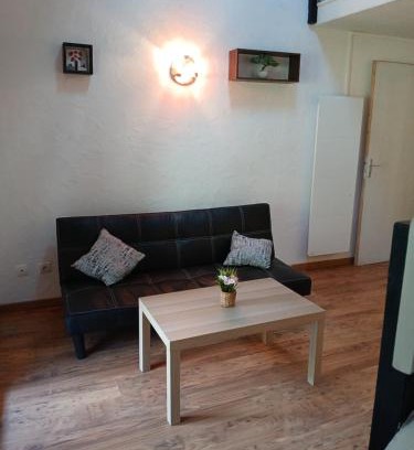 Savignac-les-Ormeaux Apartamento | Capelette