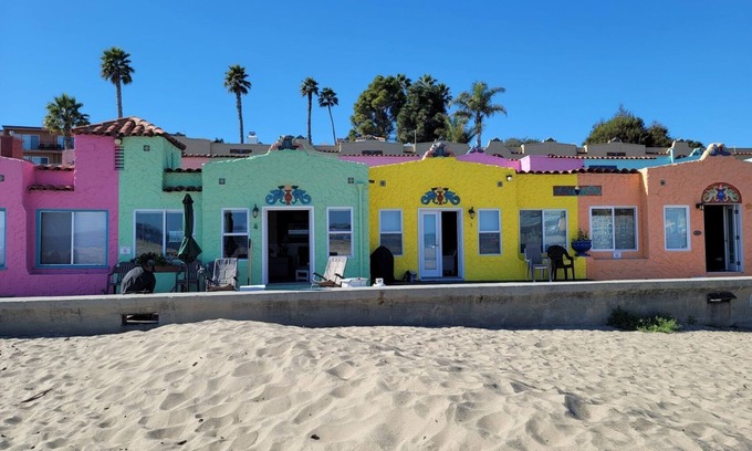 Capitola Condominio | Capitola Venetian (Mouse House) - Beach front - Unit #3
