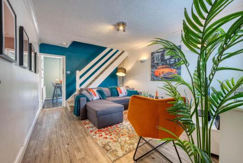 Loughborough Casa | CAPRI 13 SA - Contemporary 2 bedroom house in Loughborough with free parking, Close to Loughborough University & M1 Motorway