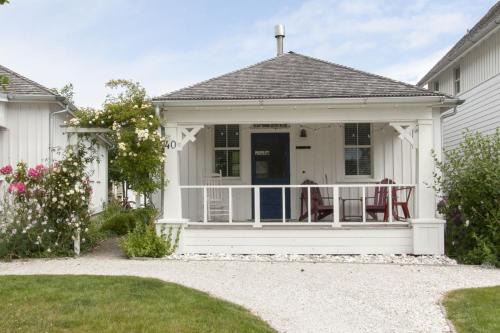 Seabrook Casa | Captain Morgans by Seabrook Hospitality