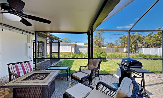 Bonita Springs Cabaña | Captain's Cottage
