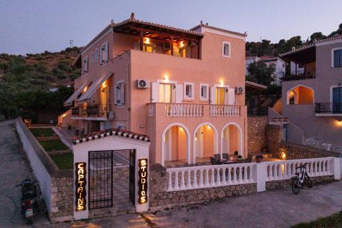 Spetses Casa | Captain's Studios