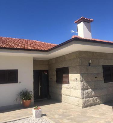 Alpendurada e Matos Casa | Captivating 3-Bed House in Travanca