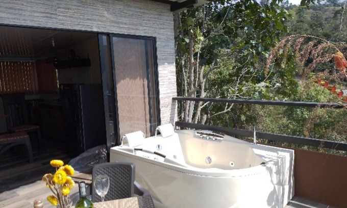 San Francisco Chalet De Esquí | Captivating 4-bed Chalet Las Casitas en el Aire