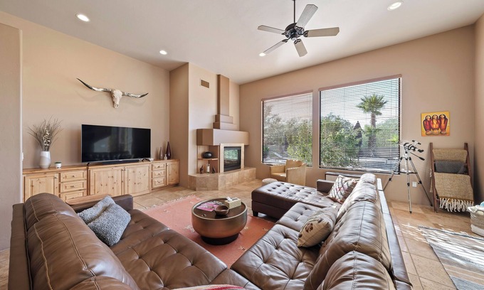 Tanque Verde Casa | Captivating 4-bedroom house w/ optional heated pool, spa and mountain views!