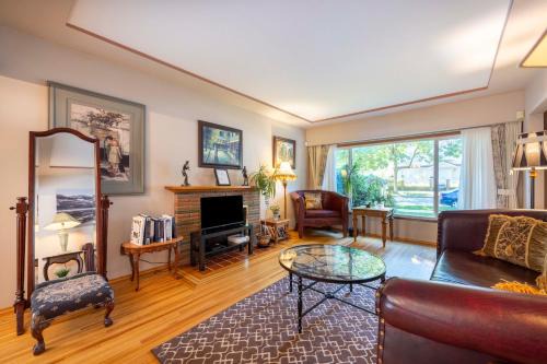 Fraserview Casa | Captivating and Breathtaking Residence in Vancouver