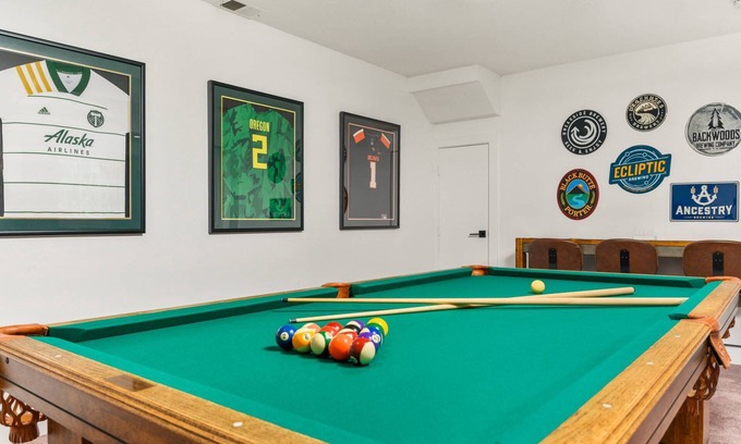 West Linn Casa | Great Deals on Summer Stays!