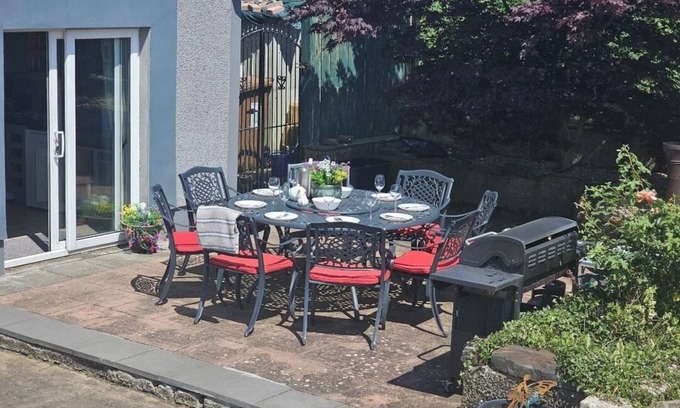 Magherafelt Casa | Sperrinview House - Cosy & Captivating - 4 bedroom