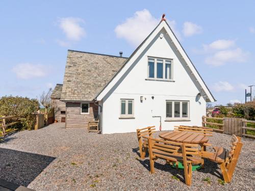 Dartmouth Casa | Capton Snug
