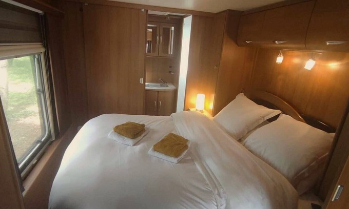 Feings Cama Y Desayuno | Caravan room 18m2/Chambord/Cheverny/Beauval/Chenonceau