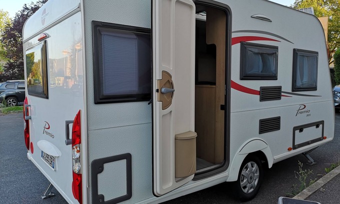 Bretigny-sur-Orge Casa | Caravan rental