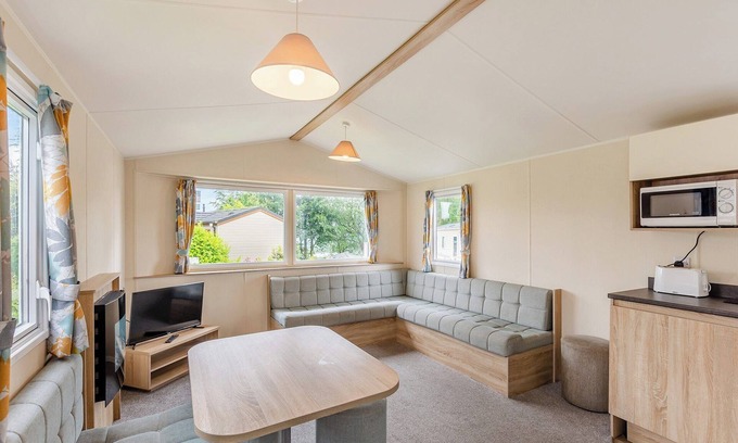 Longridge Casa | Caravan with one double and one twin.