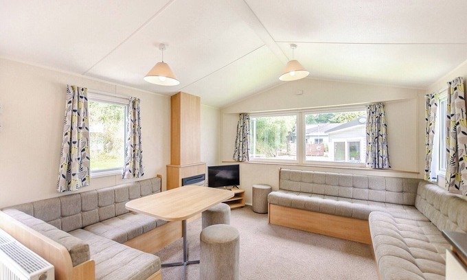 Longridge Casa | Caravan with one double and two twin.