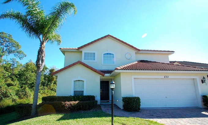Lake Wilson Preserve Casa | EL CARDENAL HIDEAWAY: 4 cama / 4bath lago aislado ver disney casa