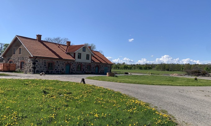 Eskilstuna Municipality Casa | Carefully renovated Old Smithy farmhouse - luxury stay