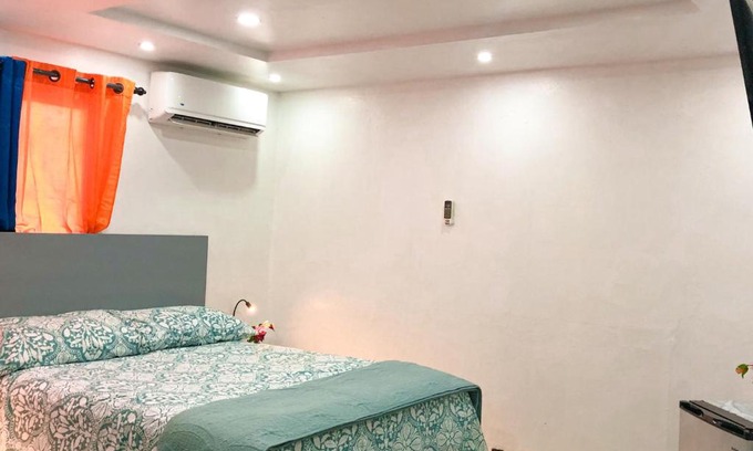 Puerto Plata Casa | Caribbean Hostal-Private Rooms In Down Town Pop