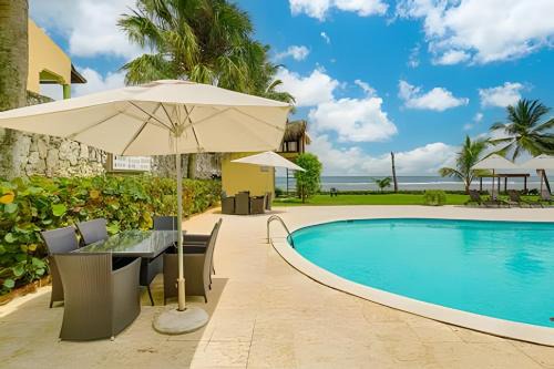 Juan Dolio - El Pueblo Casa | Caribbean Idyllic Vacation at Beachfront 1-BR Apt.