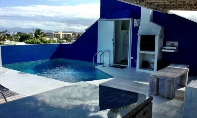 Parque Apartamento | Caribbean Penthouse- Frente a la playa, piscina en la azotea, grupos, HoneyMooners, generador