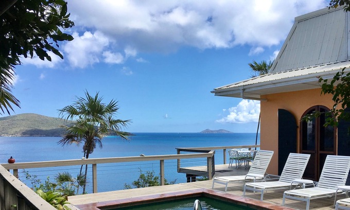 Estate Peterborg Villa | Villa de estilo caribeño frente al mar