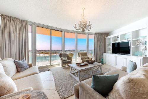 Orange Beach East Apartamento | Caribe 804B