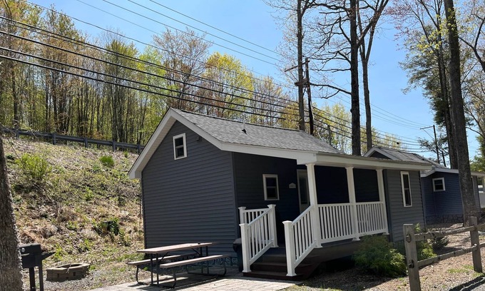 Tafton Cabina | Carins 12 - Lakeside Cabins