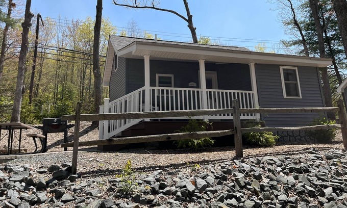 Tafton Cabina | Carins 9 - Lakeside Cabins