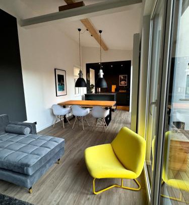 Weimar Apartamento | Carl von Aurora