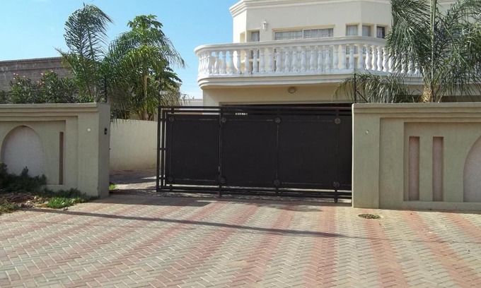 Gaborone Casa | Carlcyn Homestay