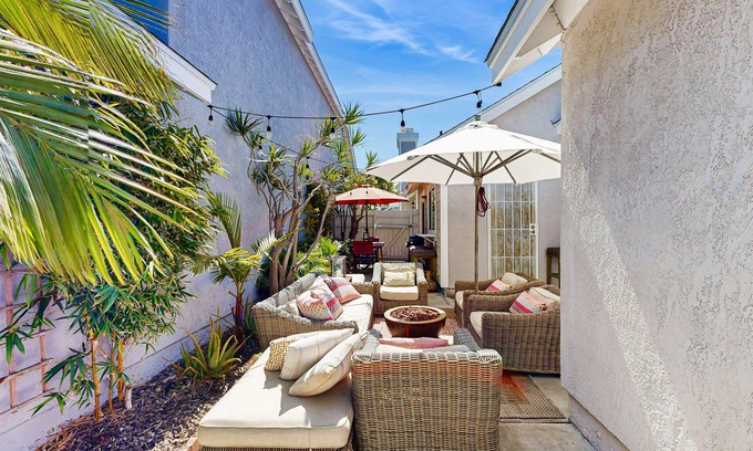 Aviara Cabaña | Carlsbad Bluewater Breeze Beach Getaway with Furnished Patio & Full Kitchen + Shared Pool & Spa