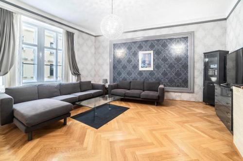 Innere Stadt Apartamento | Carlton Suites