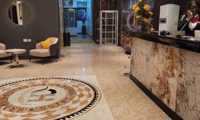 Utako Hotel | Carlton Swiss luxury Residency
