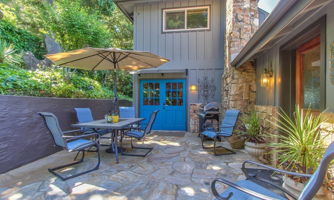 Carmel Valley Casa | Fechas de otoño / boda / vino disponibles para el otoño. Pide desviaciones o de último minuto.