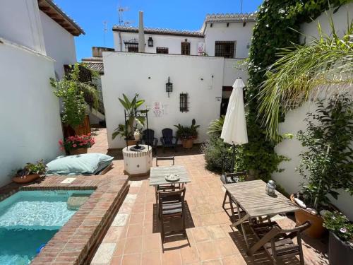 Albaicín Apartamento | Carmen típico en Albaicín Granada con piscina y parking opcional