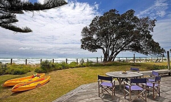 Waihi Beach Cabaña | Carmens Beachside Bach - Waihi Beach Bach