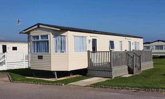 Selsey Casa | Carnaby Holiday Caravan, West Sands, Selsey