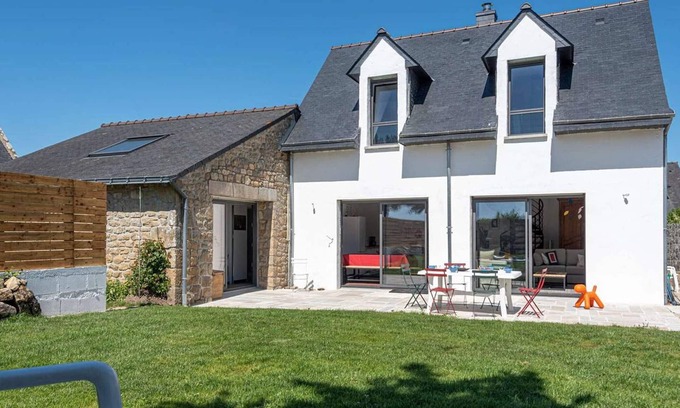 Carnac Villa | Carnac: Villa 4P 80m², Wifi, Jardin Privé, 500m Plages, 9 Pers, Animaux OK, Parking