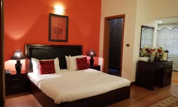 F-7 Sector Casa | Carnations Suites - Habitaciones de lujo en el corazón de Islamabad !!
