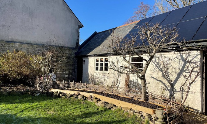 Owermoigne Cabaña | CARNOTZE, pet friendly, character holiday cottage in Broadmayne