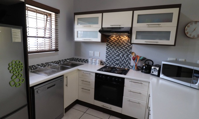 Sandbaai Casa | Carole's Cottage, tu hogar lejos de casa.