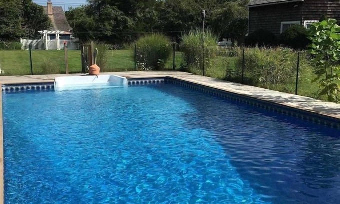 East Quogue Cama Y Desayuno | Carole's Place B & B