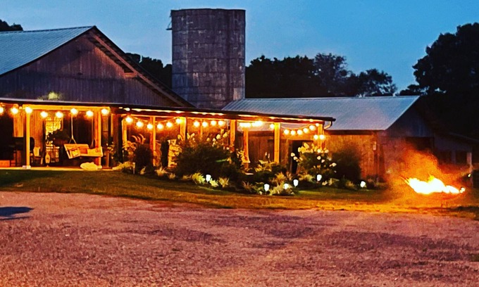 Dunlap Otro | Carolyn’s Acres Farm & Incredible Mountain Views